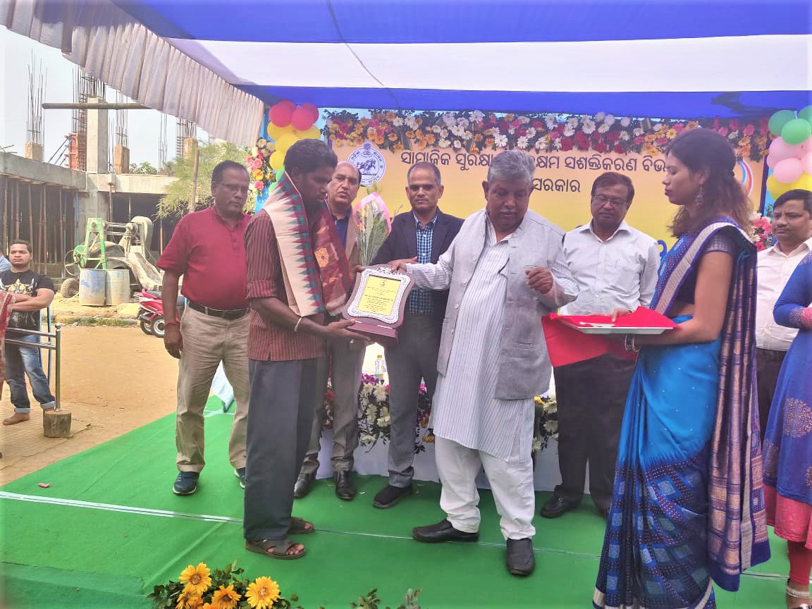 State level award to Mr. Gajandra Badaraita for best enterprenuer Image